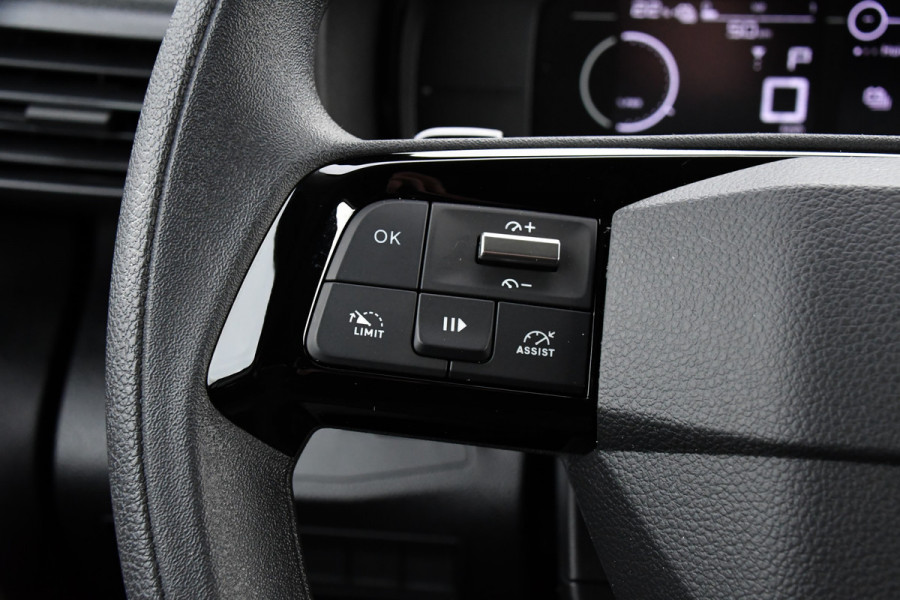 Toyota PROACE CITY Electric Long 50 kWh Black & White Edition 5 x Direct Leverbaar! Camera, Cruise, 2 x Schuifdeur, Carplay, 136pk,