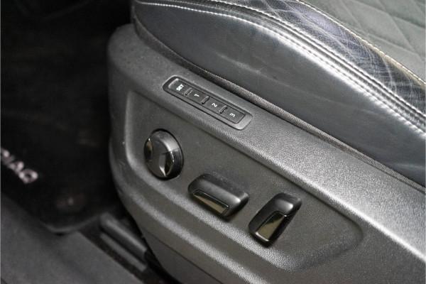 Škoda Kodiaq 1.5 TSI Sportline Business 150PK | NL AUTO+NAP+1e Eigenaar | LED | Carplay | Stoelverw. | Trekhaak | Canton