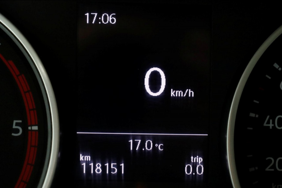 Volkswagen Crafter 35 2.0 TDI E6 L2H1 D.C. Van den Born Kipper 07-2018