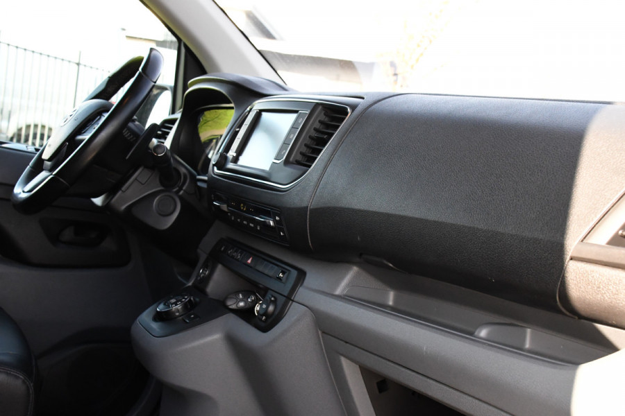 Toyota ProAce 2.0 D-4D GR Sport Edition 360 Camera, Cruise, Carplay, Head-up, 177pk, 2 x Schuifdeur, Trekhaak, Stoelverwarming, Automaat, Uniek!