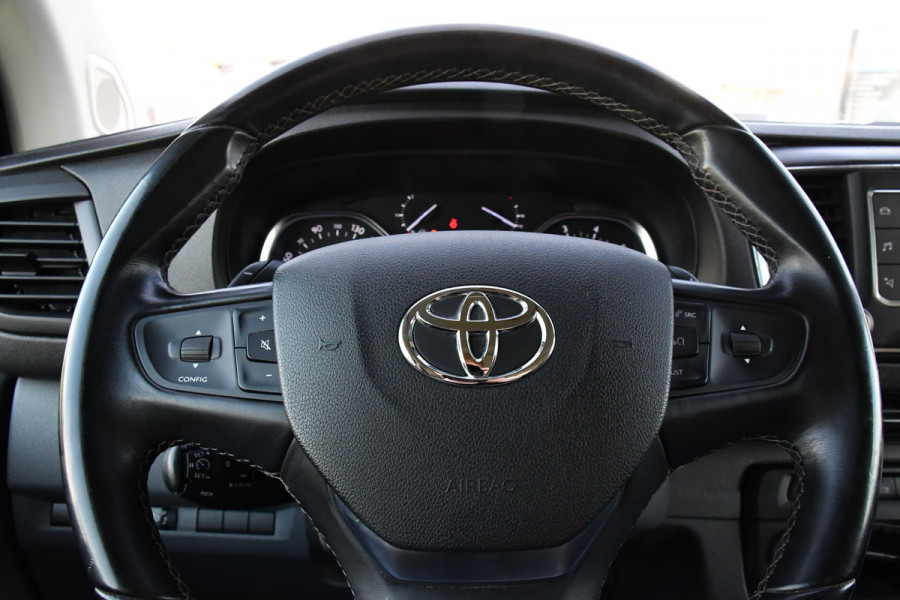 Toyota ProAce 2.0 D-4D GR Sport Edition 360 Camera, Cruise, Carplay, Head-up, 177pk, 2 x Schuifdeur, Trekhaak, Stoelverwarming, Automaat, Uniek!