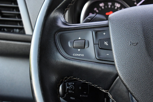 Toyota ProAce 2.0 D-4D GR Sport Edition 360 Camera, Cruise, Carplay, Head-up, 177pk, 2 x Schuifdeur, Trekhaak, Stoelverwarming, Automaat, Uniek!