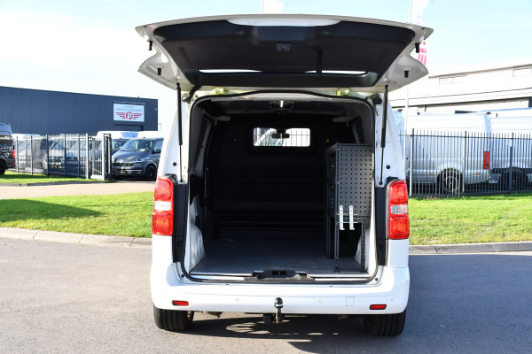 Toyota ProAce 2.0 D-4D GR Sport Edition 360 Camera, Cruise, Carplay, Head-up, 177pk, 2 x Schuifdeur, Trekhaak, Stoelverwarming, Automaat, Uniek!