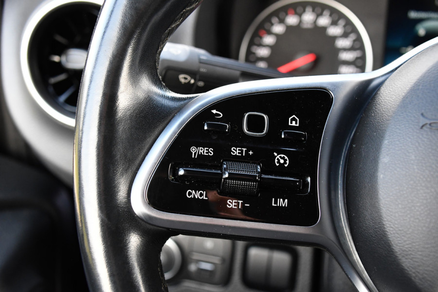 Mercedes-Benz Sprinter 317 1.9 CDI L2H2 Black Edition RWD Cruise, Camera,10.5'' Multimedia, Carplay, LED, Trekhaak, Multimedia, UNIEK!