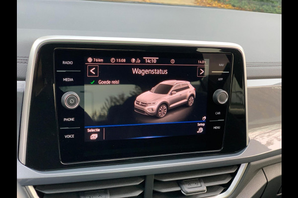 Volkswagen T-Roc 1.5 TSI Life Business AUTOMAAT PANO 17'' 2024 !