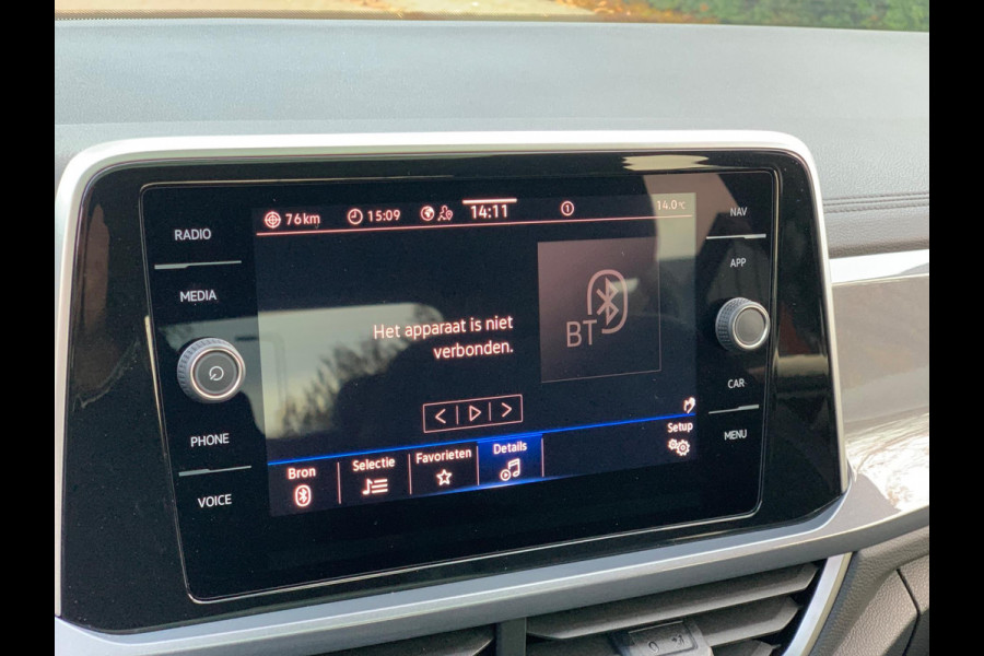 Volkswagen T-Roc 1.5 TSI Life Business AUTOMAAT PANO 17'' 2024 !