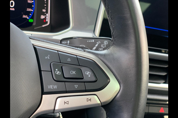 Volkswagen T-Roc 1.5 TSI Life Business AUTOMAAT PANO 17'' 2024 !