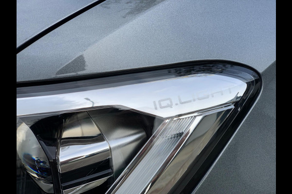 Volkswagen T-Roc 1.5 TSI Life Business AUTOMAAT PANO 17'' 2024 !