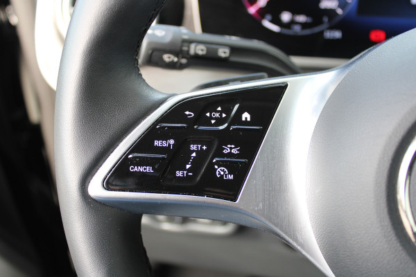 Mercedes-Benz V-Klasse 300d / DC / AMG / Elec Stoelen / 360 Cam / 2x Elec Schuifdeur / Burmester / Vol Opties / NIEUWSTAAT