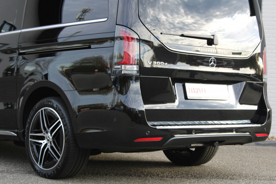 Mercedes-Benz V-Klasse 300d / DC / AMG / Elec Stoelen / 360 Cam / 2x Elec Schuifdeur / Burmester / Vol Opties / NIEUWSTAAT