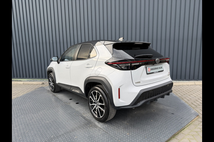 Toyota Yaris Cross 1.5 Hybrid GR Sport | 360 camera | JBL | Elektrische achterklep | Head-up | Rijklaar!!