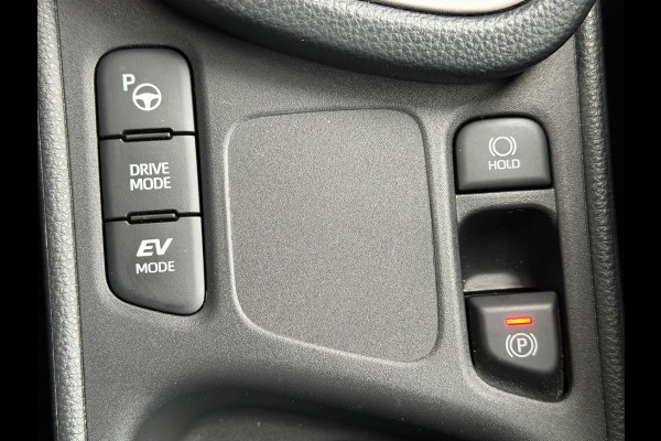 Toyota Yaris Cross 1.5 Hybrid GR Sport | 360 camera | JBL | Elektrische achterklep | Head-up | Rijklaar!!