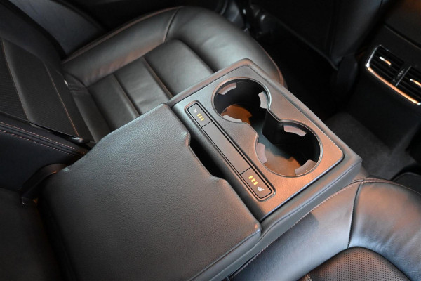 Mazda CX-5 2.5 4WD SkyActiv-G 194 Luxury Trekhaak Leder ACC 360Cam '19