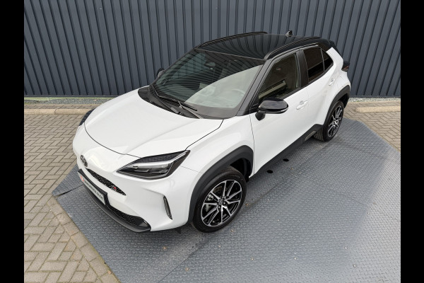 Toyota Yaris Cross 1.5 Hybrid 130 GR Sport | Pano dak | 7.500 km | JBL | Head-up | Rijklaar!!