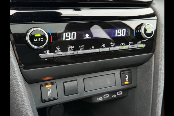 Toyota Yaris Cross 1.5 Hybrid 130 GR Sport | Pano dak | 7.500 km | JBL | Head-up | Rijklaar!!