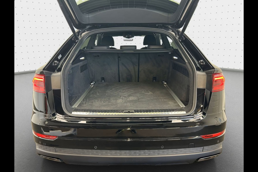 Audi Q8 55 TFSI e Quattro Pro S-LINE ** MATRIX, LEDER, VIRTUAL, ACC, MEM, HuD, LUCHTVERING ** 1e EIG - 5 jaar AUDI GAR - UNFALLFREI ** ** INFORMEER OOK NAAR ONZE AANTREKKELIJKE FINANCIAL-LEASE TARIEVEN **