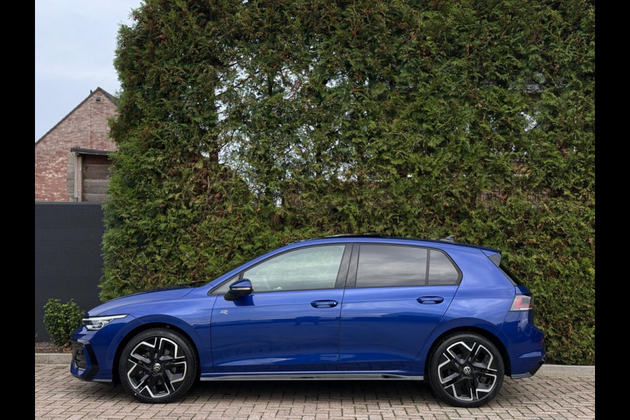 Volkswagen Golf 8.5 2.0 TDI 3x R-Line Panorama IQ CarPlay HK