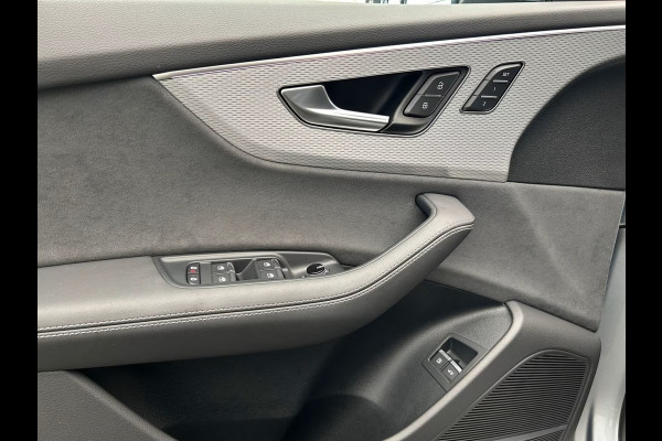 Audi Q8 55 TFSI e Quattro Pro S-LINE ** MATRIX, HALF-LEDER, VIRTUAL, ACC, B&O, HuD, LUCHTVERING ** 1e EIG - 5 jaar AUDI GAR - UNFALLFREI ** ** INFORMEER OOK NAAR ONZE AANTREKKELIJKE FINANCIAL-LEASE TARIEVEN **