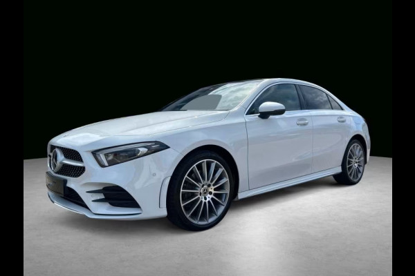 Mercedes-Benz A-Klasse 250e AMG Line ** HP-LED, NAVI+, PANORAMA, DISTR, HuD, KEYLESS, 19-inch LMV ** 1e EIG - UNFALLFREI ** ** INFORMEER OOK NAAR ONZE AANTREKKELIJKE FINANCIAL-LEASE TARIEVEN **