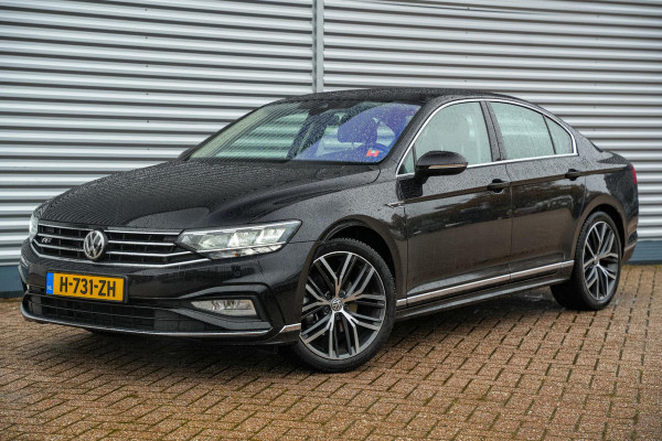 Volkswagen Passat 1.5 TSI Elegance Business R Leer Navi