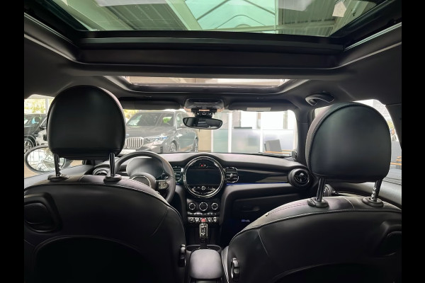 MINI Cooper 2.0 (170kW / 231pk) John Cooper Works ** LED, VIRTUAL, LEDER, PANORAMA, 18-inch LMV, H&K, KEYLESS ** 1e EIG - UNFALLFREI - 22.000km (!) ** ** INFORMEER OOK NAAR ONZE AANTREKKELIJKE FINANCIAL-LEASE TARIEVEN **