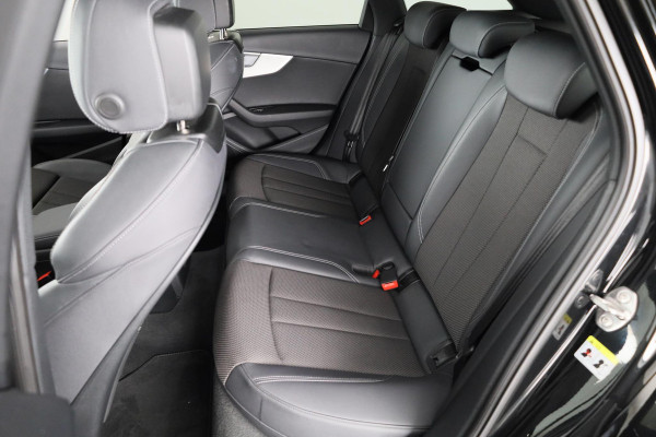 Audi A4 Avant 35 TFSI S-Line 150 pk Automaat (S-Tronic) | Verlengde garantie | Navigatie | Parkeersensoren achter | Autom. airco (3 zones) | S-Line
