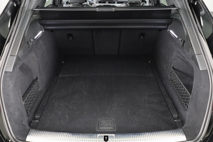Audi A4 Avant 35 TFSI S-Line 150 pk Automaat (S-Tronic) | Verlengde garantie | Navigatie | Parkeersensoren achter | Autom. airco (3 zones) | S-Line