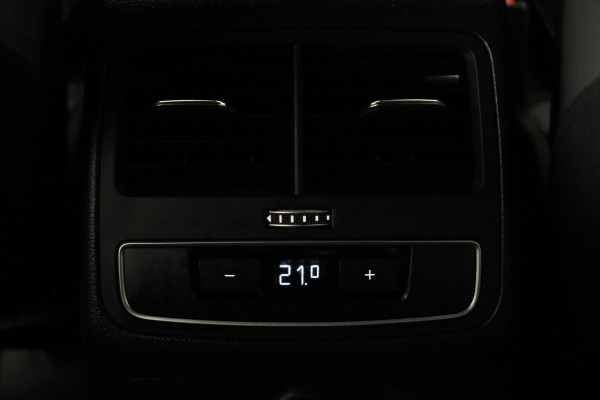 Audi A4 Avant 35 TFSI S-Line 150 pk Automaat (S-Tronic) | Verlengde garantie | Navigatie | Parkeersensoren achter | Autom. airco (3 zones) | S-Line