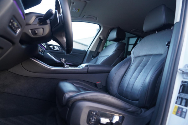 BMW X5 XDrive45e High Executive | M-pakket | LED | Adaptieve Cruise | 360 camera | Hybride | Luxe Leder | Memory | Stoelverwarming