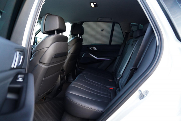 BMW X5 XDrive45e High Executive | M-pakket | LED | Adaptieve Cruise | 360 camera | Hybride | Luxe Leder | Memory | Stoelverwarming