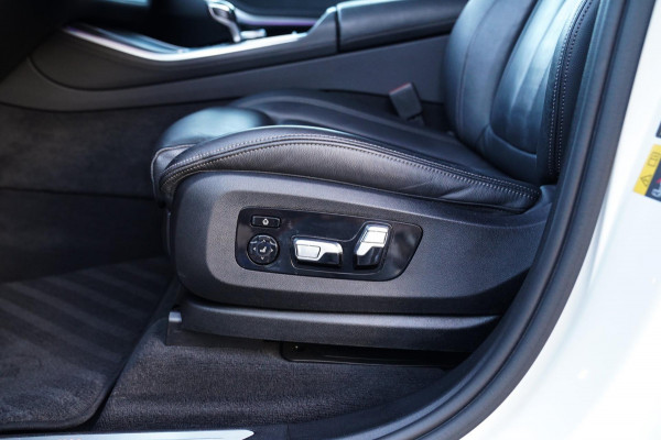 BMW X5 XDrive45e High Executive | M-pakket | LED | Adaptieve Cruise | 360 camera | Hybride | Luxe Leder | Memory | Stoelverwarming