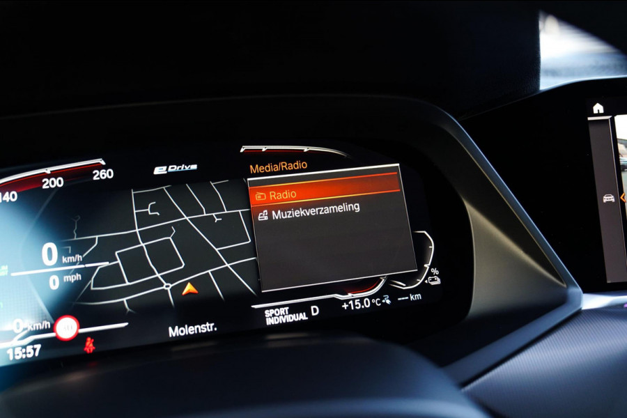 BMW X5 XDrive45e High Executive | M-pakket | LED | Adaptieve Cruise | 360 camera | Hybride | Luxe Leder | Memory | Stoelverwarming