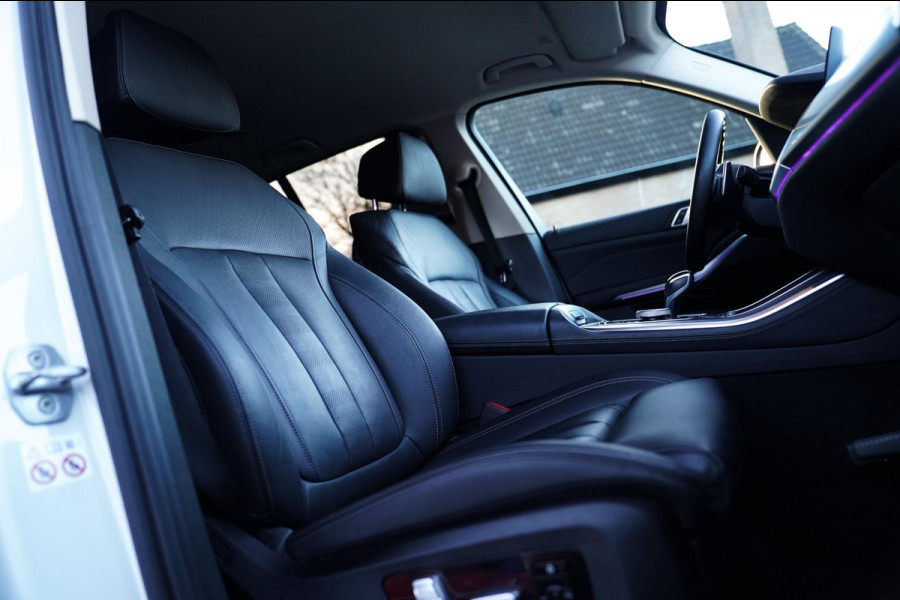 BMW X5 XDrive45e High Executive | M-pakket | LED | Adaptieve Cruise | 360 camera | Hybride | Luxe Leder | Memory | Stoelverwarming
