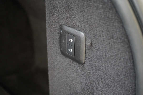 Land Rover Range Rover Sport 2.0 P400e 404pk HSE Dynamic | Panoramadak | Luchtvering | Memory | Speciale lak | Zwart optiek