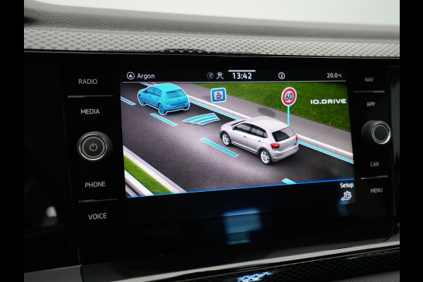 Volkswagen Polo 1.0 TSI 95pk Life Navigatie Camera Stoelverwarming Keyless 68