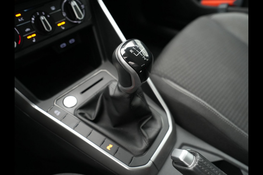 Volkswagen Polo 1.0 TSI 95pk Life Navigatie Camera Stoelverwarming Keyless 68