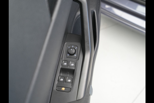 Volkswagen Polo 1.0 TSI 95pk Life Navigatie Camera Stoelverwarming Keyless 68