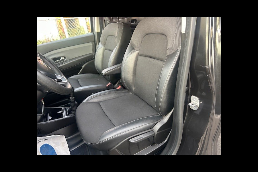 Renault Express 1.5 dCi 75 Comfort AIRCO NAVI I CAMERA I 1e EIGENAAR I APPLE CAR PLAY