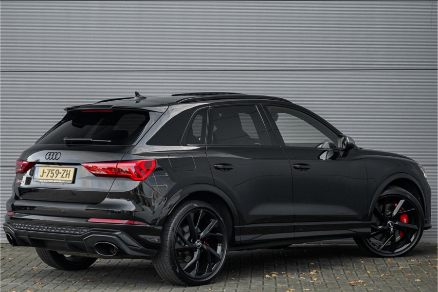 Audi Q3 TFSI RS Pano RS-Sportstoelen & Uitlaat B&O 21"
