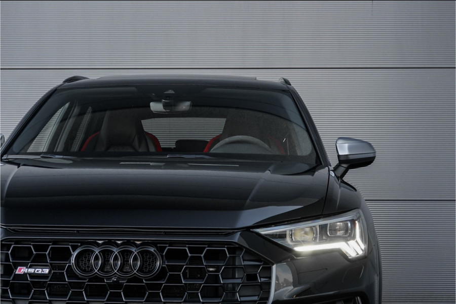 Audi Q3 TFSI RS Pano RS-Sportstoelen & Uitlaat B&O 21"