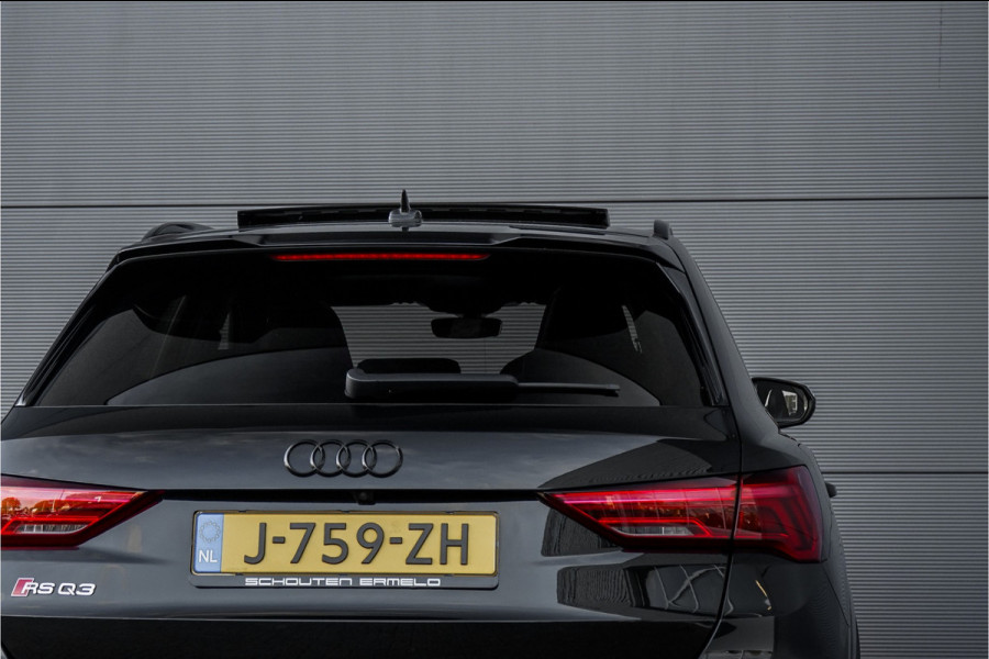 Audi Q3 TFSI RS Pano RS-Sportstoelen & Uitlaat B&O 21"