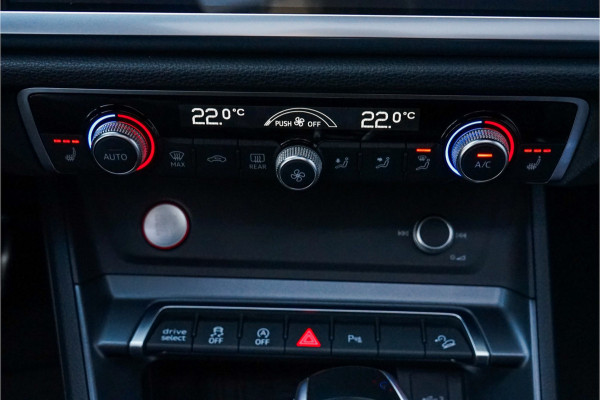 Audi Q3 TFSI RS Pano RS-Sportstoelen & Uitlaat B&O 21"