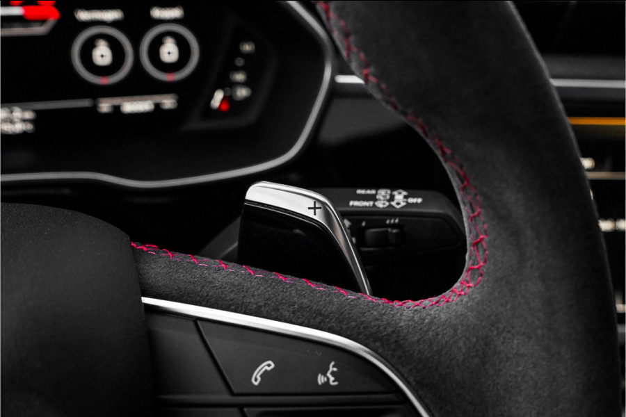 Audi Q3 TFSI RS Pano RS-Sportstoelen & Uitlaat B&O 21"