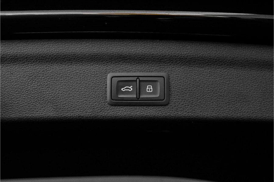 Audi Q3 TFSI RS Pano RS-Sportstoelen & Uitlaat B&O 21"