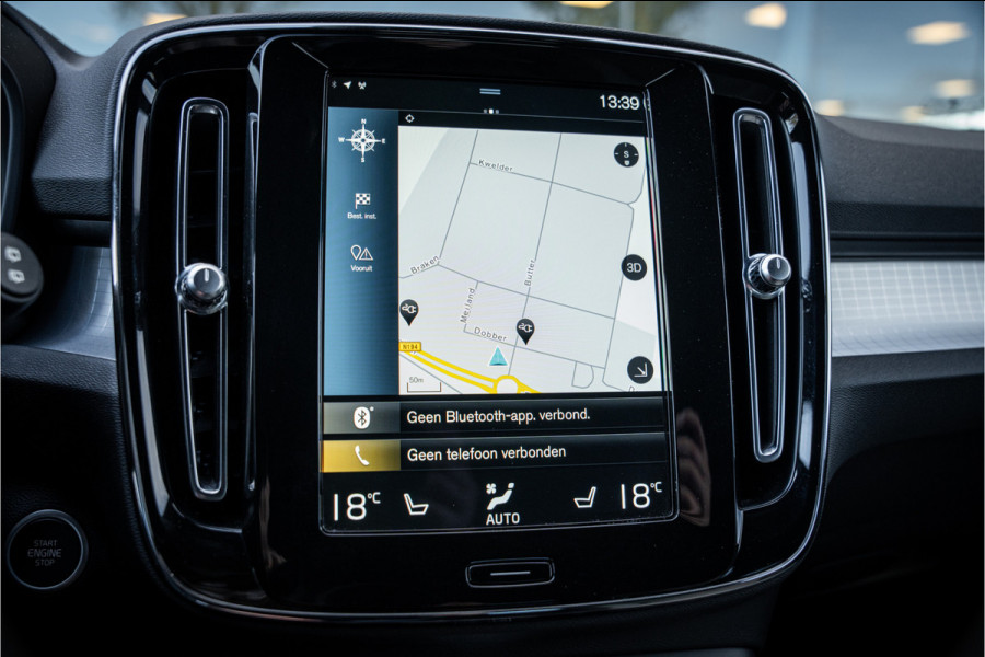 Volvo XC40 T4 Recharge Core Bright ** Camera ** Stuurverwarming **