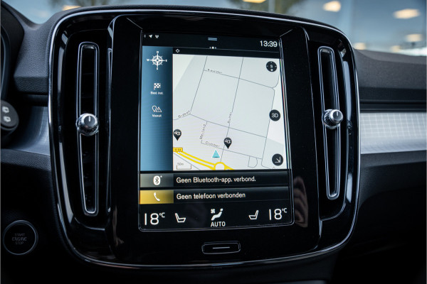 Volvo XC40 T4 Recharge Core Bright ** Camera ** Stuurverwarming **