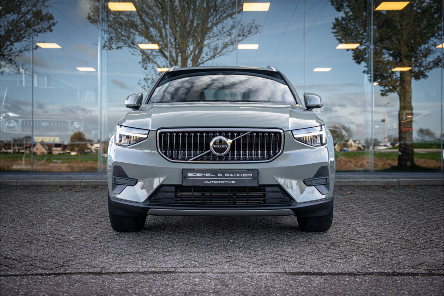 Volvo XC40 T4 Recharge Core Bright ** Camera ** Stuurverwarming **
