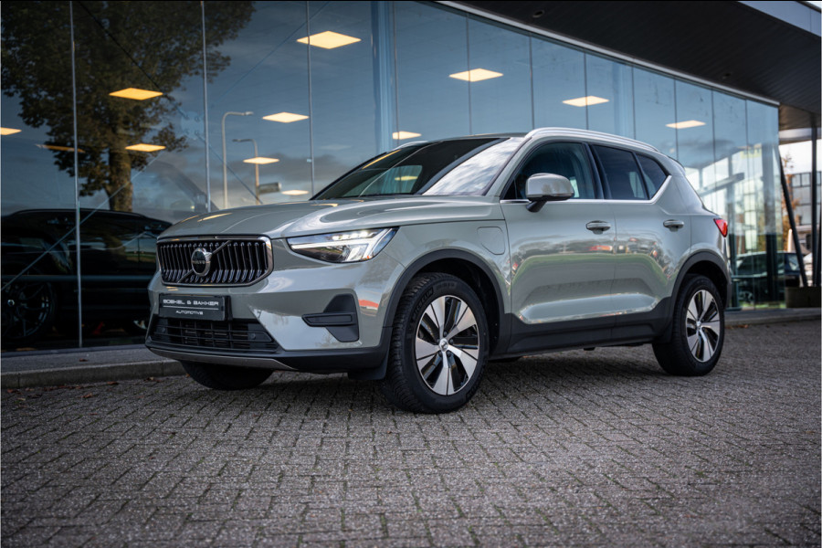 Volvo XC40 T4 Recharge Core Bright ** Camera ** Stuurverwarming **