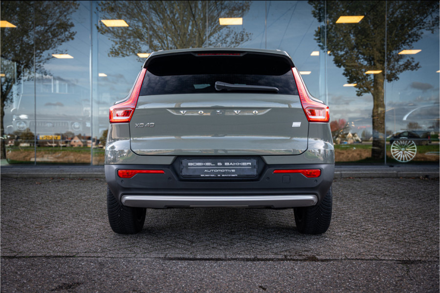 Volvo XC40 T4 Recharge Core Bright ** Camera ** Stuurverwarming **