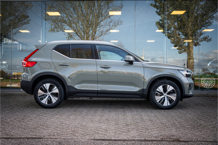 Volvo XC40 T4 Recharge Core Bright ** Camera ** Stuurverwarming **